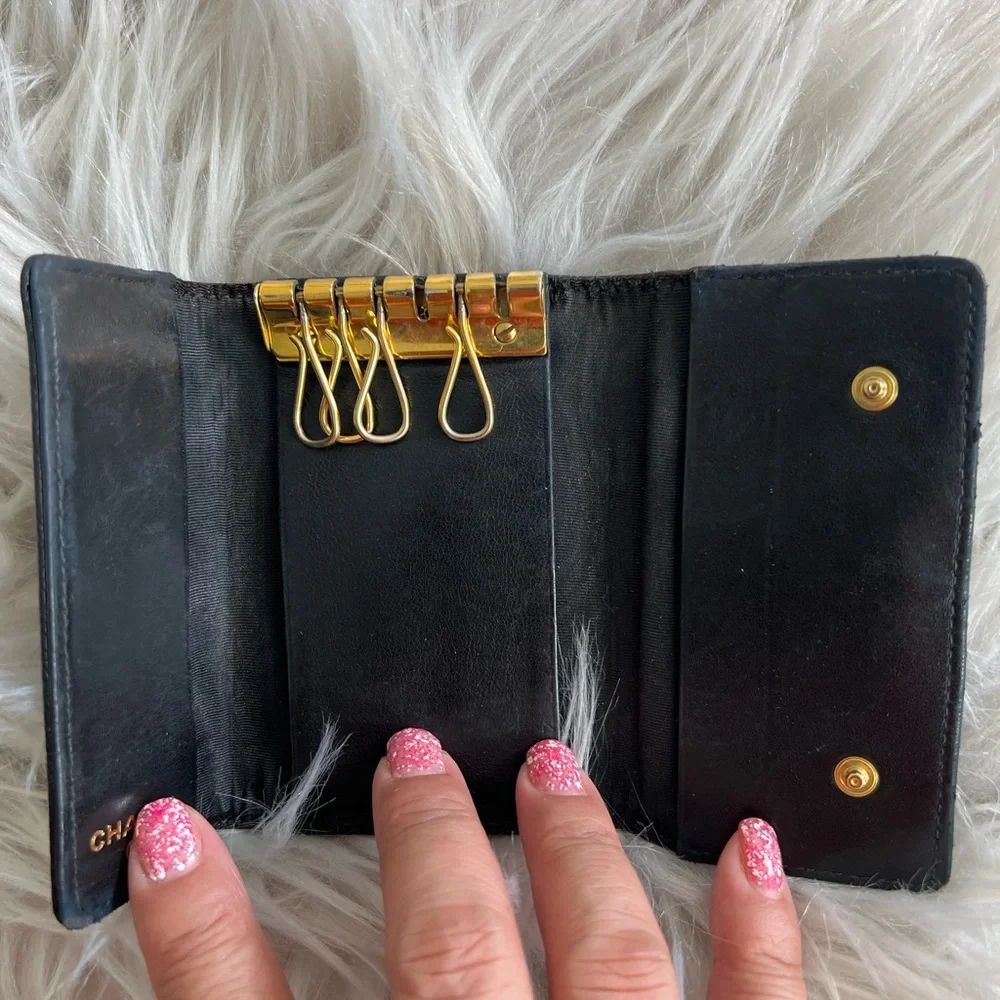 Authentic Chanel bundle Key case - Picture 3 of 11